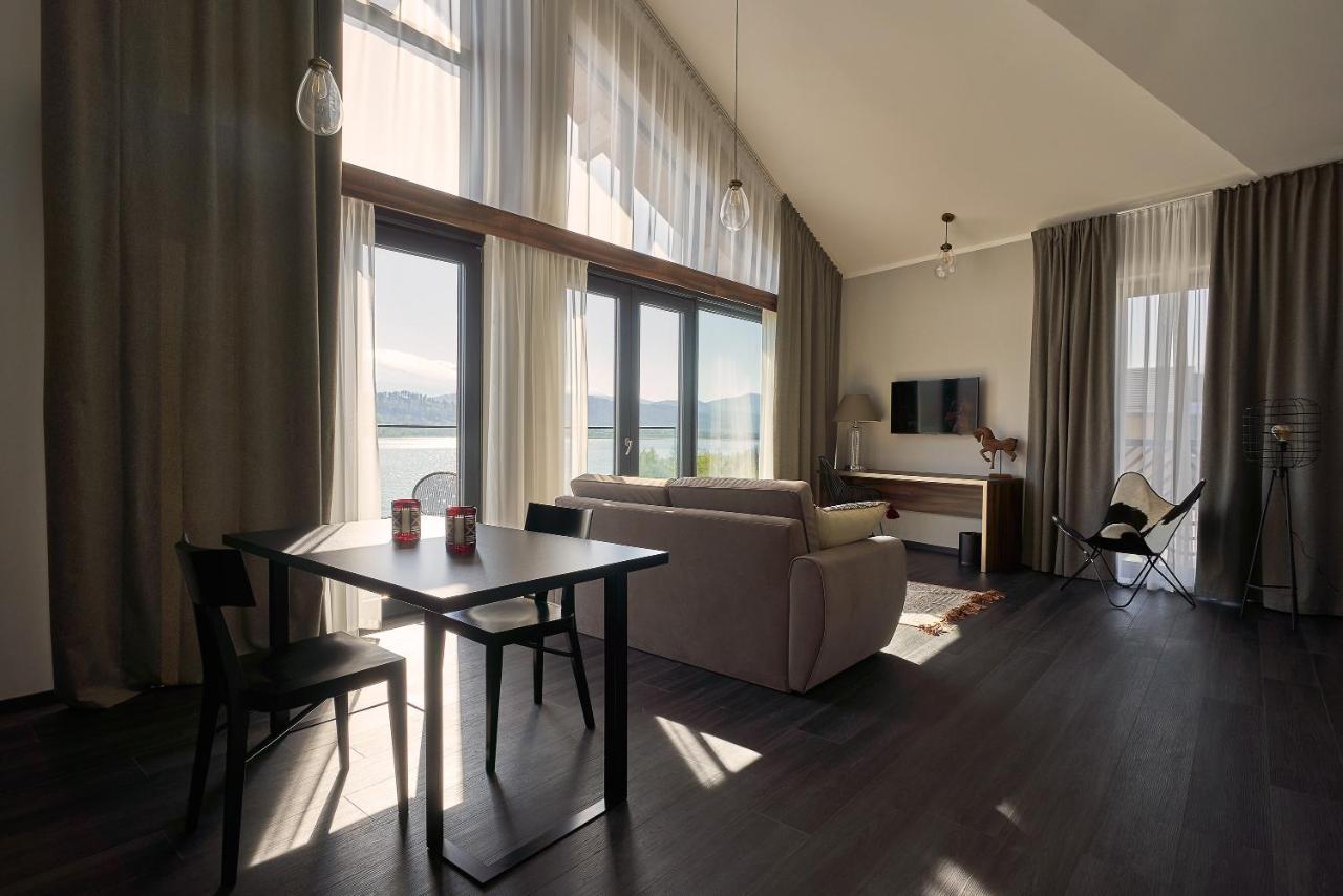 Apartament typu Master Suite Plus z widokiem na jezioro i góry